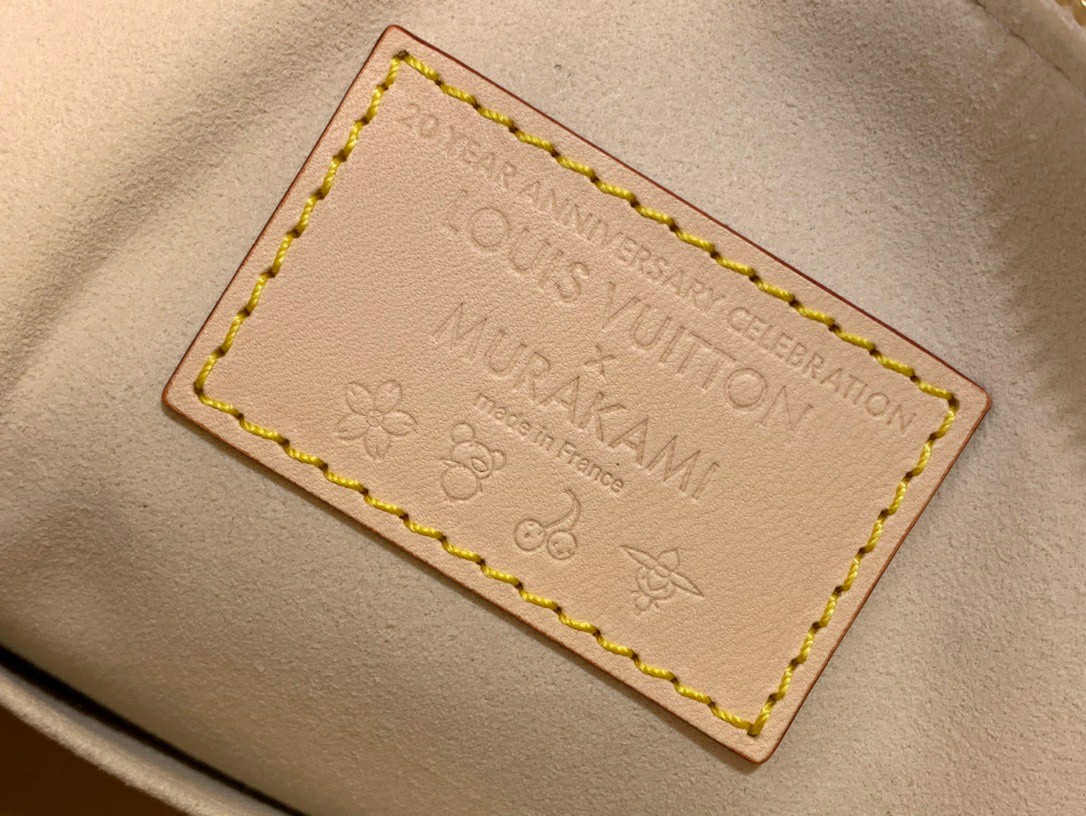 LV x Tm 스피디 반둘리에 25