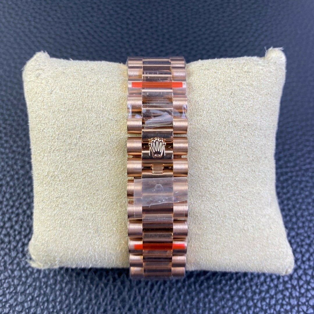 (클린) 롤렉스 데이데이트 40mm 올리브그린 로즈골드 금통