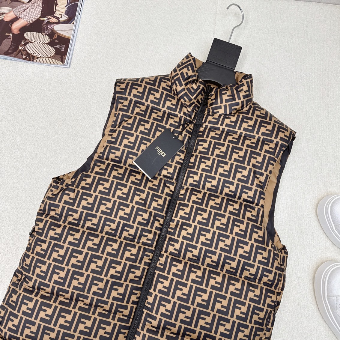 펜디 로고 리버서블 GILET 패딩조끼