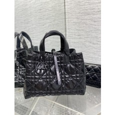 디올 Toujours 미디엄 백