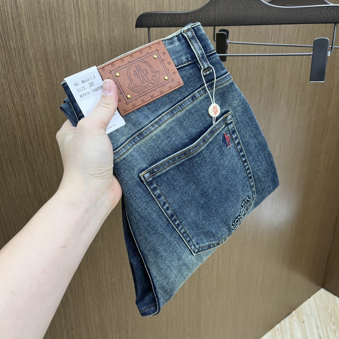 몽클레어 데님팬츠