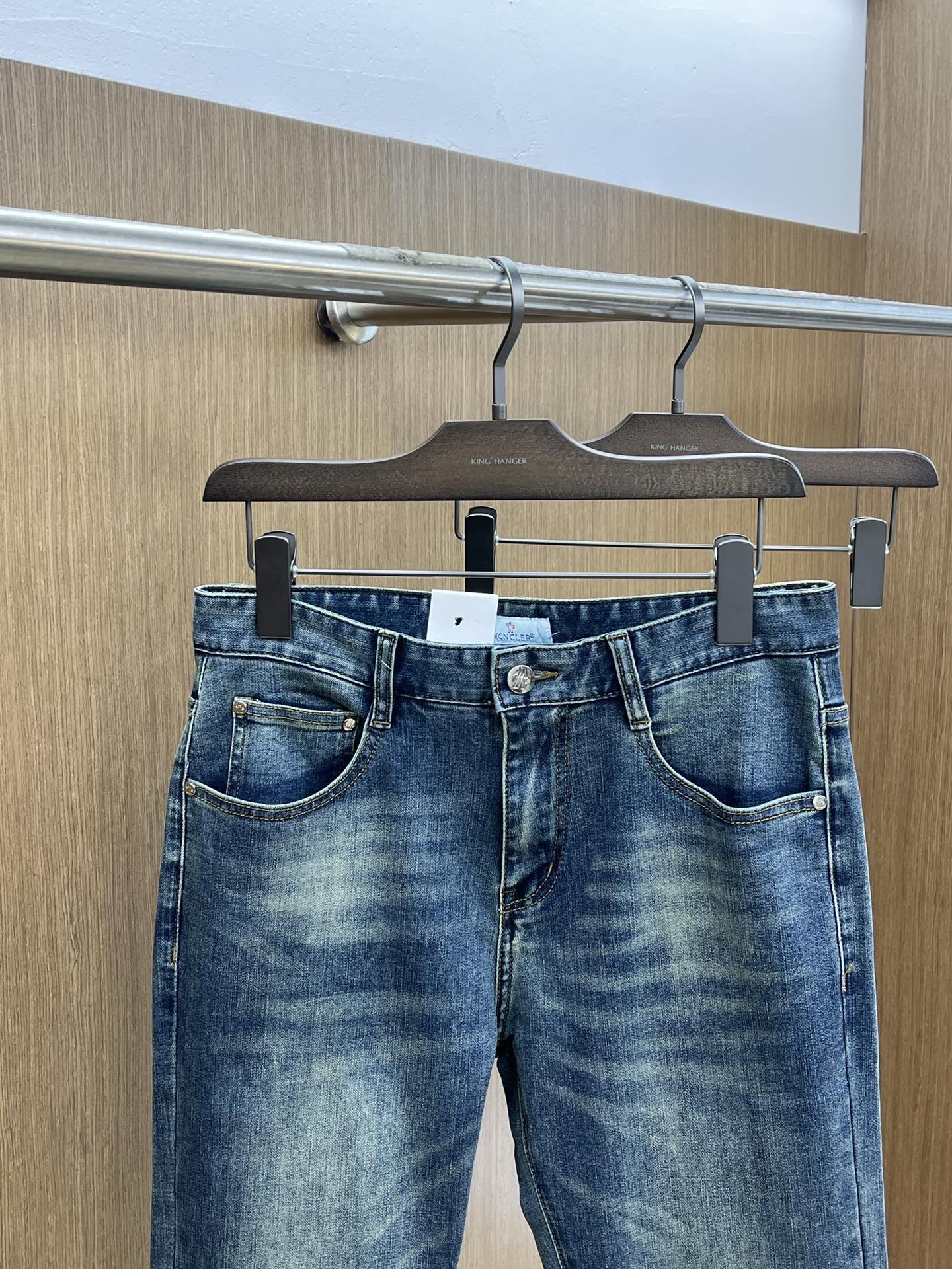 몽클레어 데님팬츠