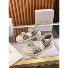 디올 액트 오블리크 샌들