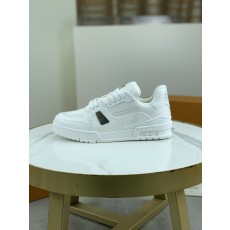 루이비통 트레이너 스니커즈