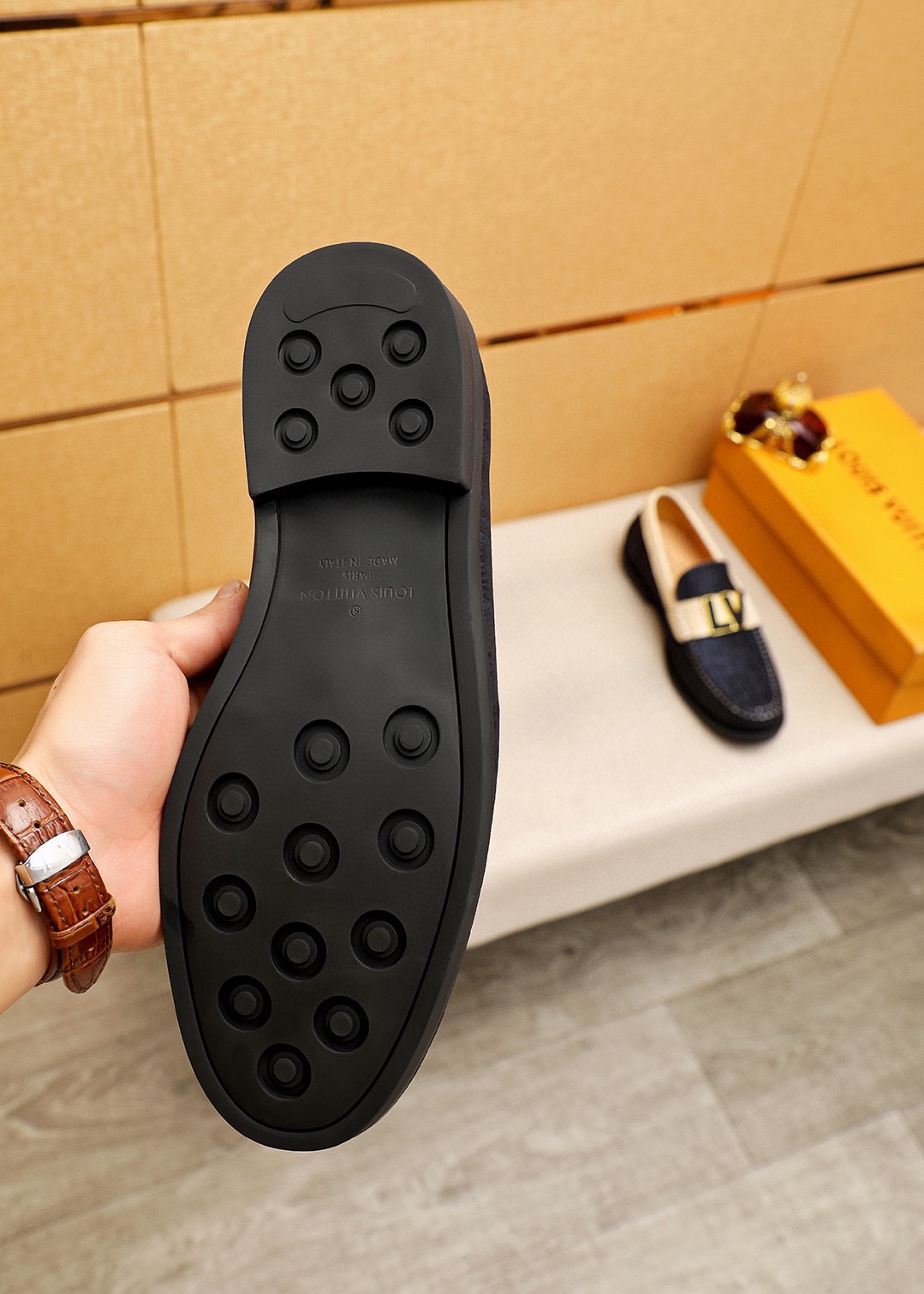 루이비통 남성 로퍼