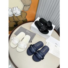 디올 레볼루션 샌들 슬리퍼