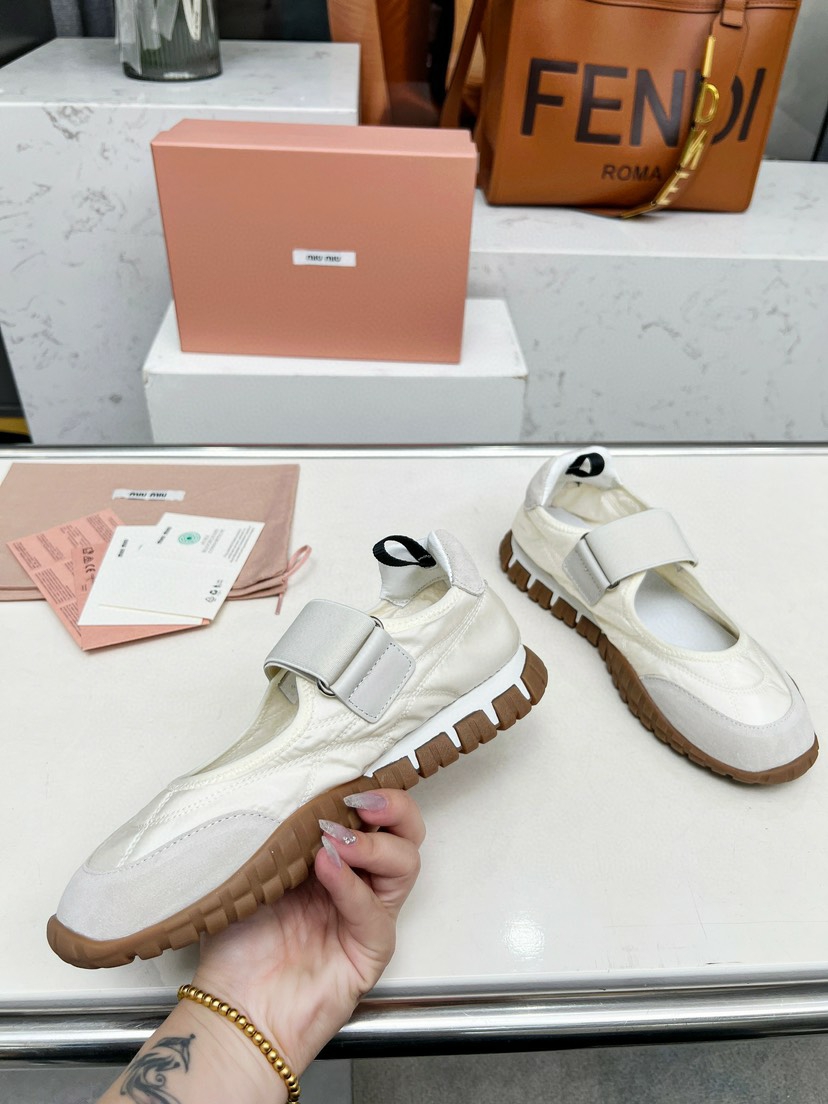 미우미우 타이어 발레리나 슈즈