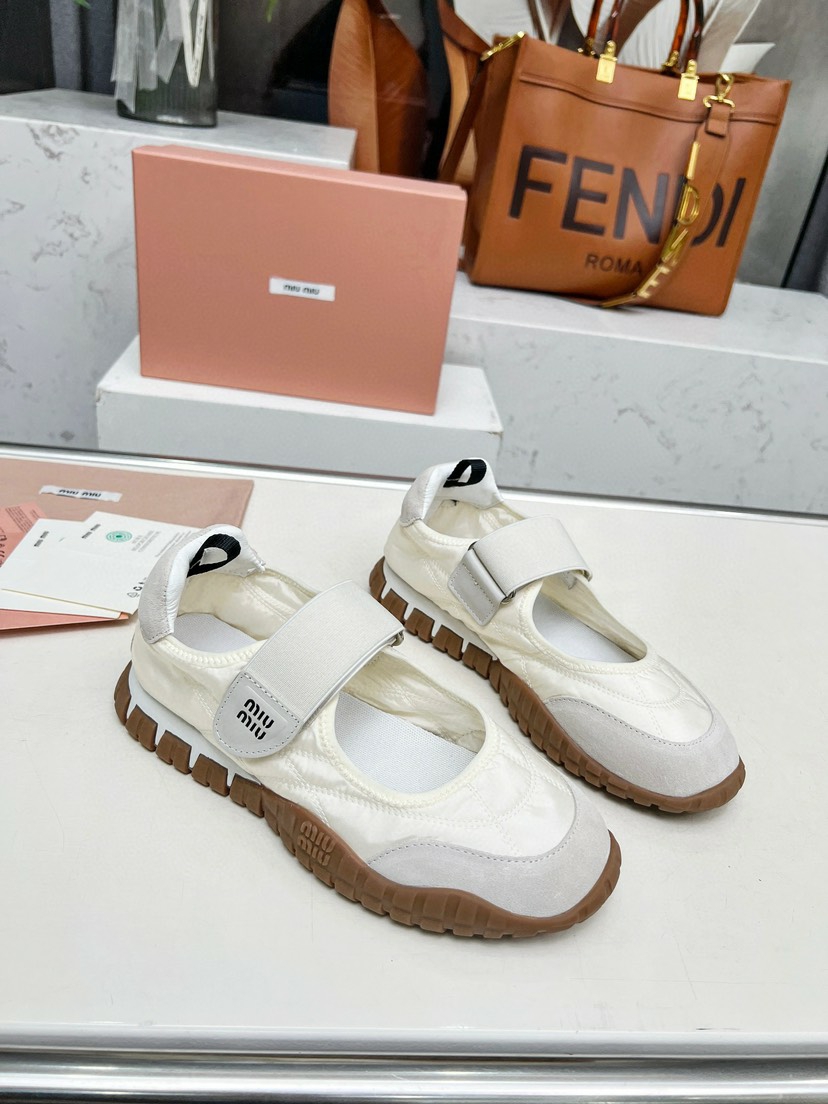 미우미우 타이어 발레리나 슈즈