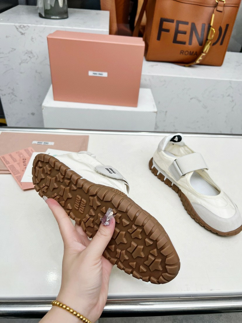 미우미우 타이어 발레리나 슈즈