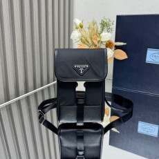 프라다 리나일론 휴대폰케이스 숄더백